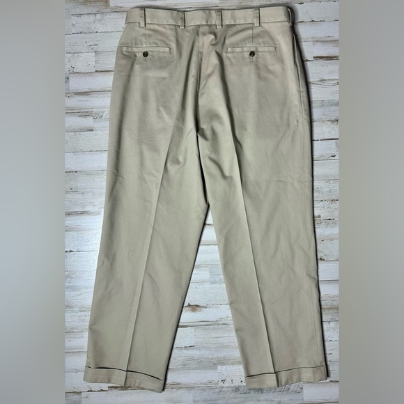 Brooks Brothers Elliot Advantage Chino Pants Mens 37x30 Beige Straight Pleated - Picture 8 of 10